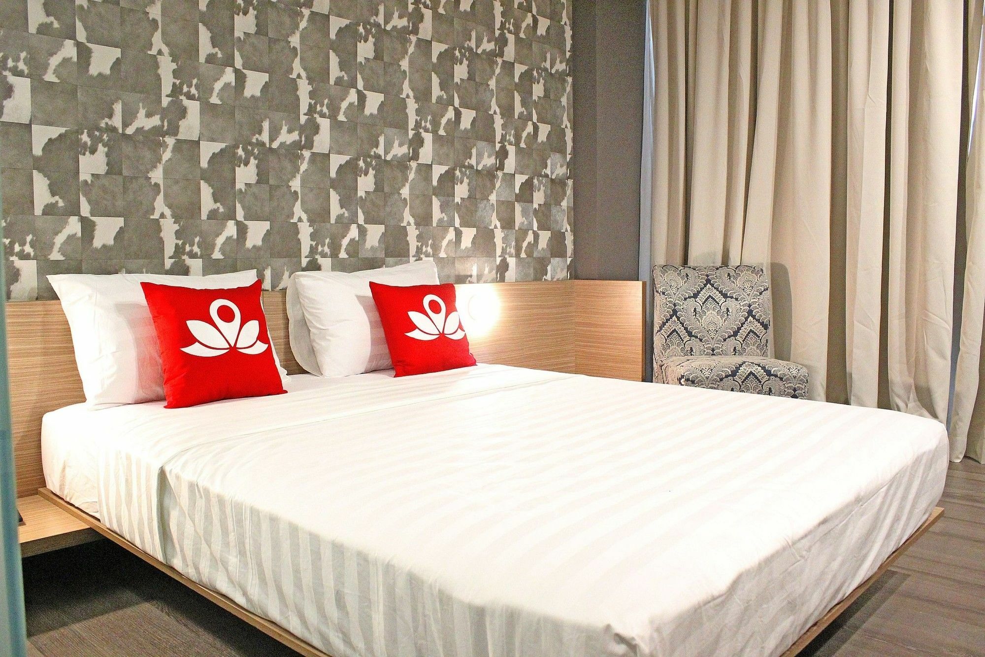 Zen Premium Sampoerna Strategic Square Otel Cakarta Dış mekan fotoğraf